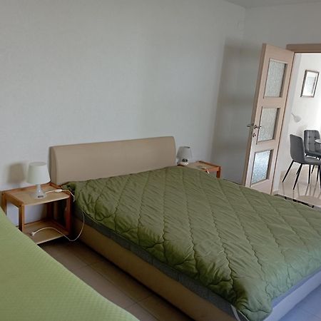 Apartmani Trubi 1 Vodice Exterior foto